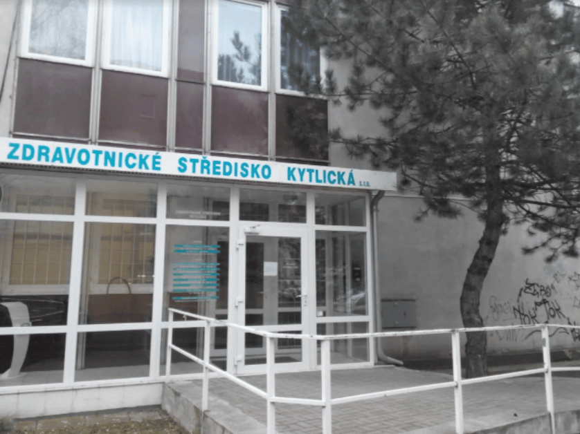 Smile Centrum Mini Prosek – Exterior