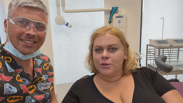 Patient feedback after full-mouth reconstruction with dental implants